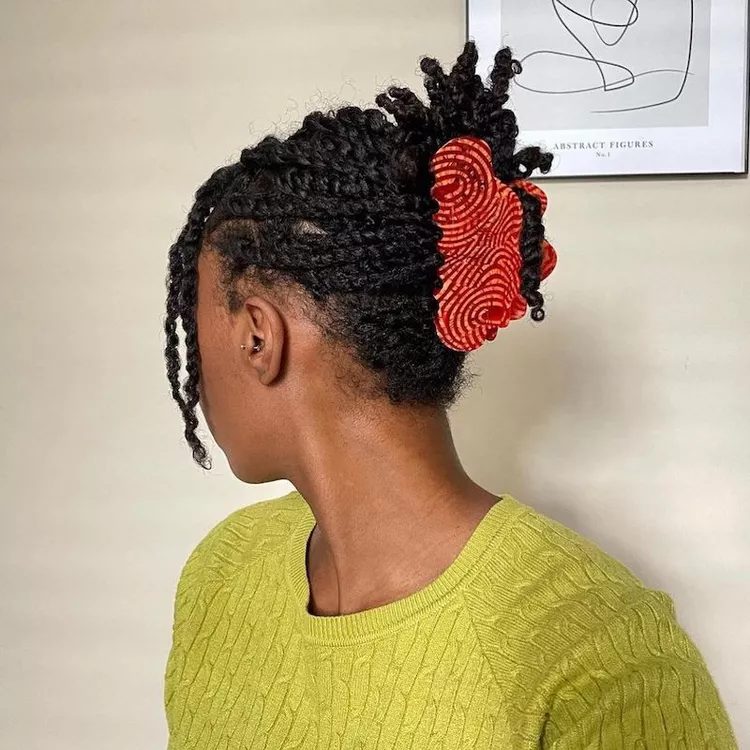 Mit Krallen geschnittene Twists